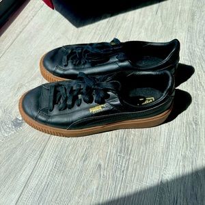 Puma’s creepers leather size 9.5